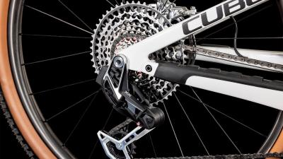 Cube Stereo ONE22 C:62 SLT 29 metallicwhite'n'black Gr&ouml;&szlig;e: XL Produktbild 5