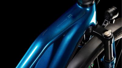 Cube Kathmandu Hybrid EX 800 electricblue'n'chrome Gr&ouml;&szlig;e: Trapeze 58 cm Produktbild 1
