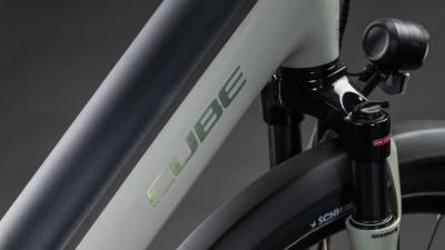 Cube Supreme Hybrid Deluxe ONE 600 ashgreen'n'chrome Gr&ouml;&szlig;e: Easy Entry 46 cm Produktbild 2