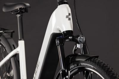 Cube Nuride Hybrid Performance 720 metallicwhite'n'grey Gr&ouml;&szlig;e: Easy Entry 50 cm Produktbild 5