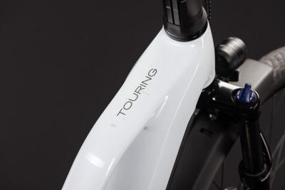 Cube Touring Hybrid ONE 600 metallicwhite'n'chrome Gr&ouml;&szlig;e: Trapeze 54 cm Produktbild 1