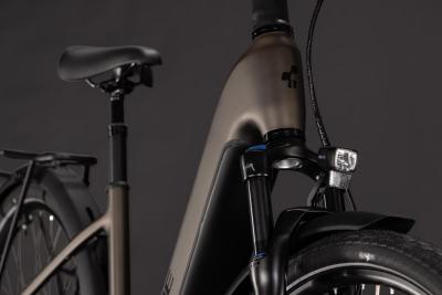 Cube Touring Hybrid Pro 800 metallicumbra'n'black Gr&ouml;&szlig;e: Easy Entry 50 cm Produktbild 5